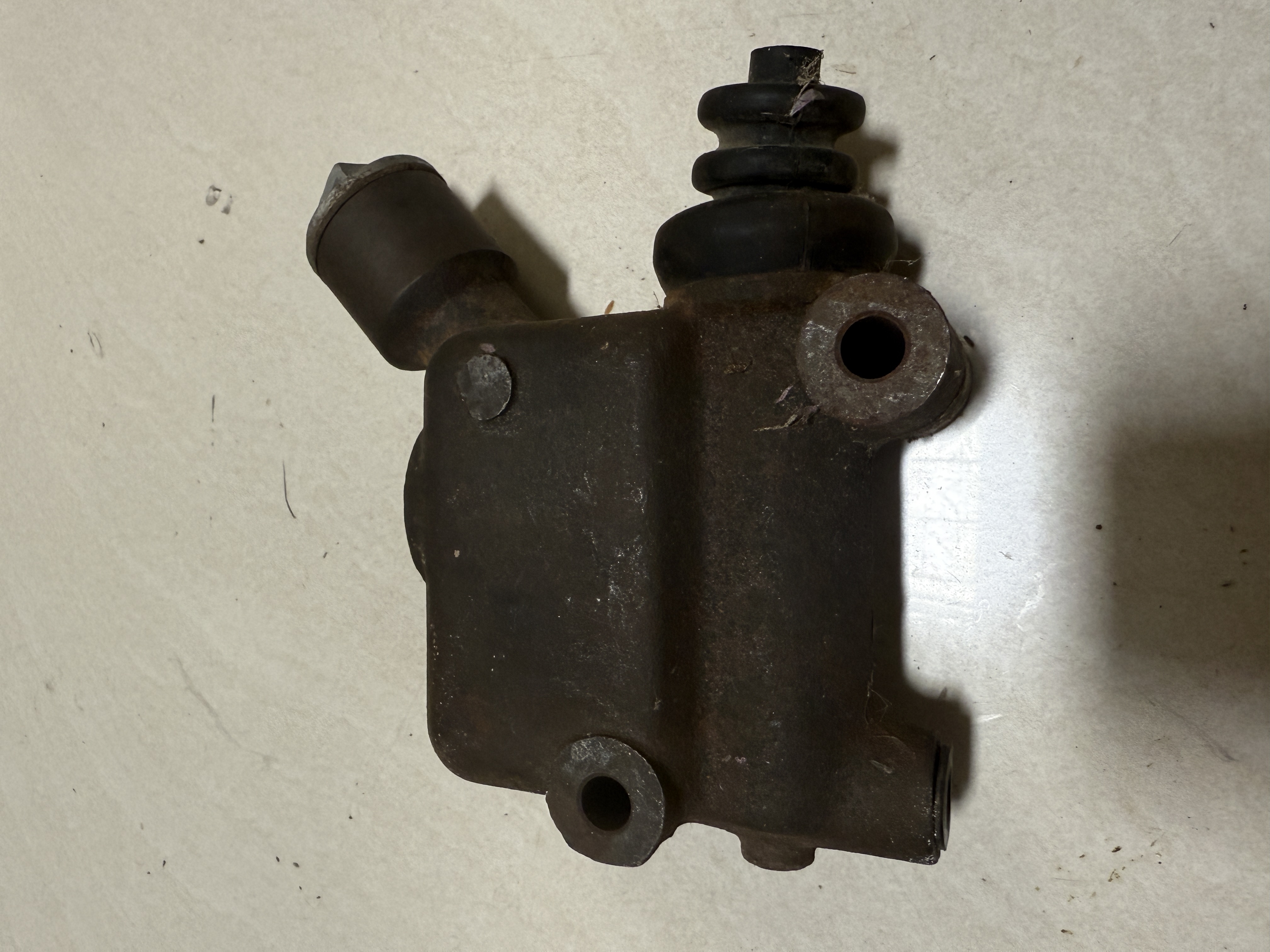 Tổng phanh M151 ( gang )
